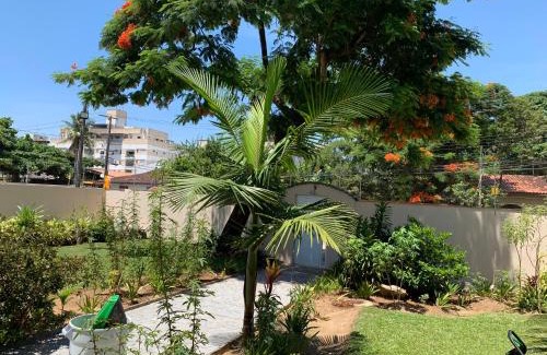Parque Enseada Apartamento | Confortável e Mobiliado 2 dorm proximo a praia da Enseada Ap 12