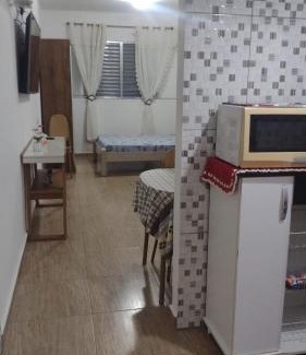 Mirim Apartamento | Confortável kitnet 50m da praia!