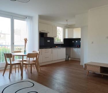 Aubervilliers Apartamento | Confort 50m2 proche stade