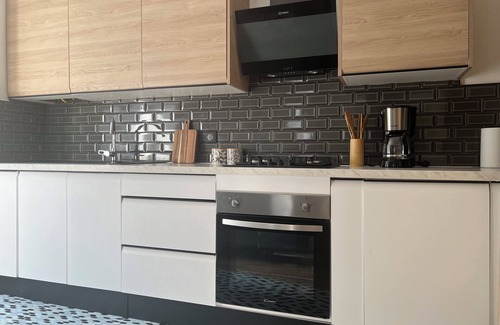 Quartier de la Goutte-d'Or Apartamento | Confort & Calme à Paris - 2 Bedrooms, Idéal Famille ou Pro, Metro à 2 min