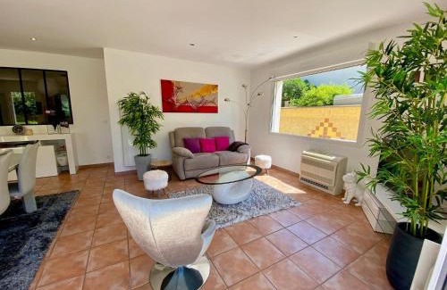 Meze Casa | Confort et Détente à Mèze: Villa avec Jardin, 3 Chambres, Climatisation et Wifi - FR-1-604-1