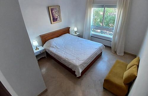 Les Berges Du Lac II Apartamento | Confort Inn Lac 2