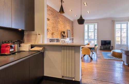 San Francisco Apartamento | Confort y Diseño con Vistas al Casco Viejo