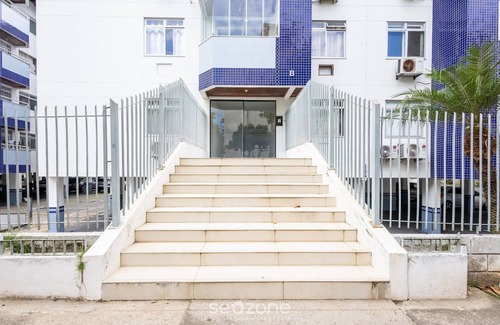 Florianopolis Apartamento | Confort y Estilo en Itacorubi, Floripa Apc0207