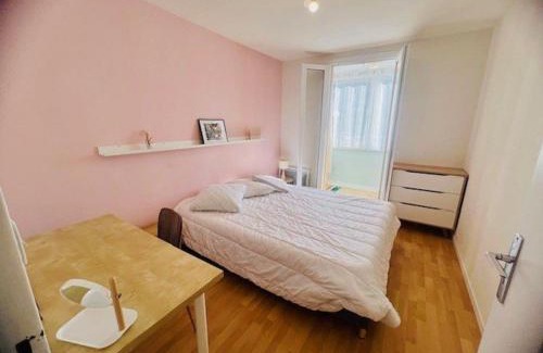 Amelie-les-Bains-Palalda Apartamento | Confortable F3 à Amélie-les-Bains avec Parking Facile et WIFI, proche du Centre et des Cures - FR-1-703-187