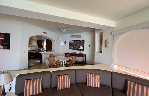 Playa Las Gatas Condominio | Un magnífico Piso nuevo con mucho sol - escuchar el sonido de salpicaduras de las olas!