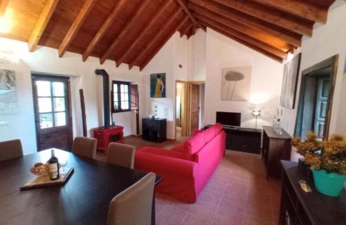 San Juan del Reparo Casa | Confortable Alojamiento para 2 con Piscina