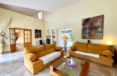 Bunyola Casa | Confortable Chalet con piscina