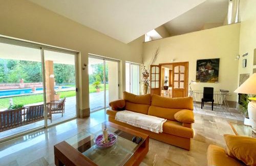 Bunyola Casa | Confortable Chalet con piscina