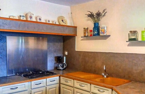 Montaigu-les-Bois Casa | Casa de vacaciones en Montaigu-Les-Bois con jardín