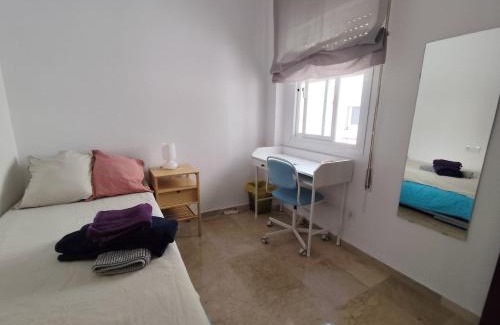 La Goleta Casa | Confortable habitación céntrica en piso privado