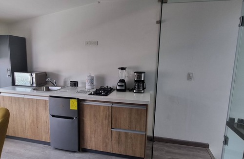 Cuenca Casa | Confortable segura y con estilo, casa completa más suite en Cuenca.