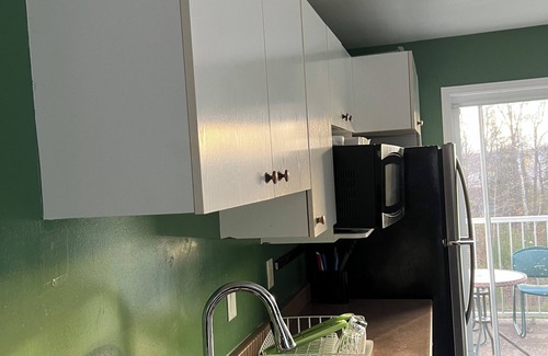 Aylmer Apartamento | Sunny Sky 2