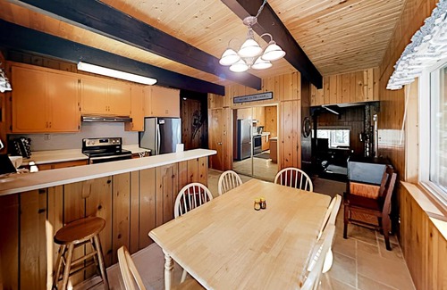 Truckee Casa | Conifer Donner