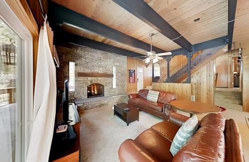 Truckee Casa | Conifer Donner