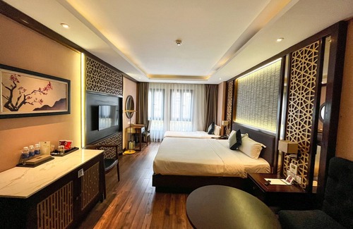 Hang Trong Hotel | Conifer Grand Hotel