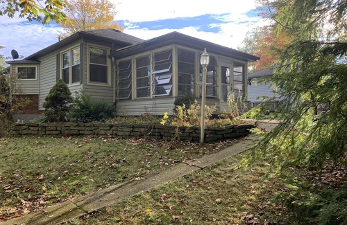 Conneaut Cabaña | Conneaut Creek Cottage