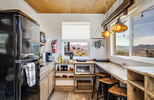 Morongo Valley Casa | Connect with Nature at The Owls Nest - 5 acres
