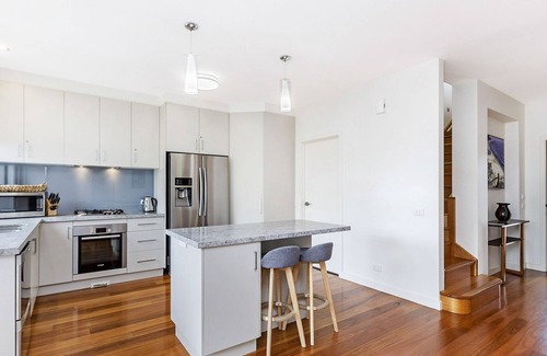 Port Fairy Casa | Connolly House - Port Fairy, VIC