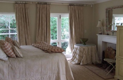 Constantia Casa | Constantia 5 bedroomed villa in tranquil setting