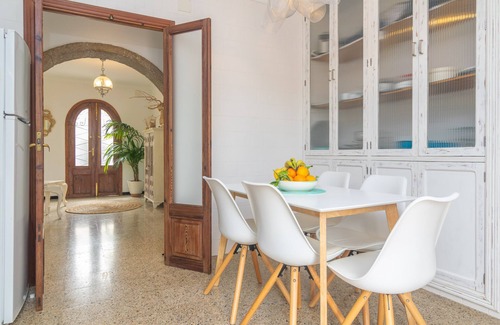 Mancor de la Vall Villa | CONSTRUCCIONES BALAGUER - Villa con piscina privada en Mancor de la Vall. WiFi Gratis