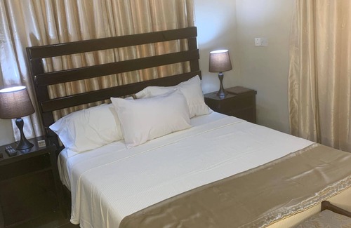 Ibadan Hotel | Consulate Hotel