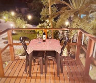 Augusta Apartamento | Container com Deck e Vista I Climatizado e Aconchegante em Curitiba na Natureza