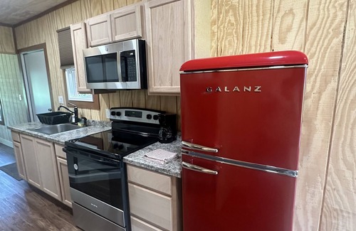 Pilot Point Otro | BRAND NEW Container Home Experience on Ranch by Lake Ray Roberts!