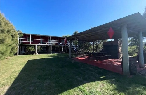 Maldonado Casa | Casa contenedor para vacacionar en familia,amplio lugar para los niños jugar.