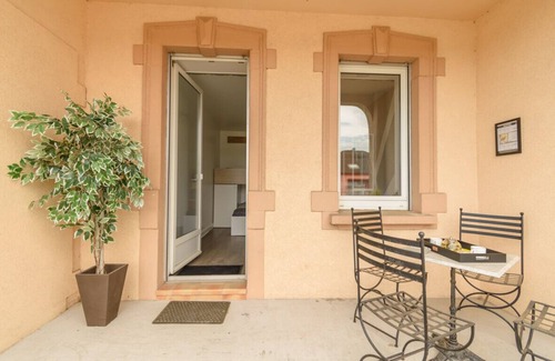 Puttelange-aux-Lacs Apartamento | Contemporary Chic Apartment