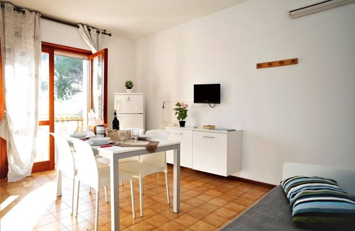 Lignano Sabbiadoro Apartamento | Apartamento contemporáneo junto a la laguna