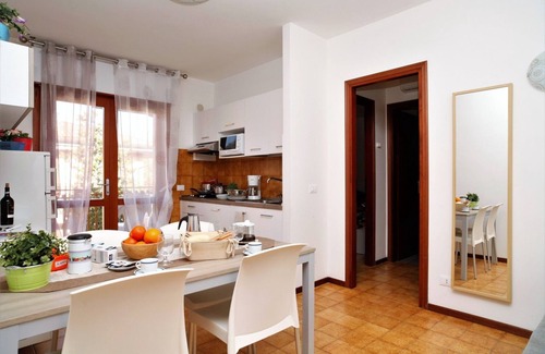 Lignano Sabbiadoro Apartamento | Apartamento contemporáneo junto a la laguna