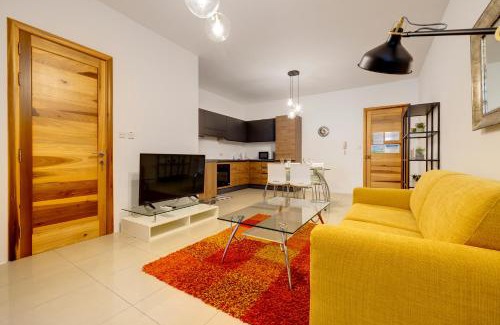St. Andrew's Apartamento | Contemporary 1 Bedroom Gem in Swieqi