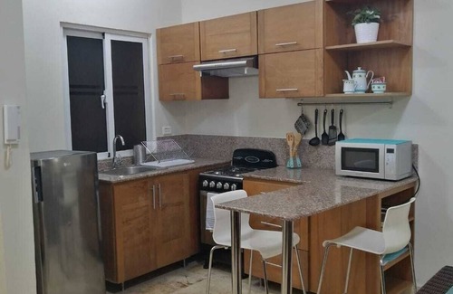 Ciudad Nueva Apartamento | CONTEMPORÁNEO DE 1 HABITACIÓN - A 5 MIN. DE LA ZONA COLONIAL