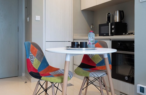 Downtown Dubai Apartamento | Contemporary -1BR Zada Towers