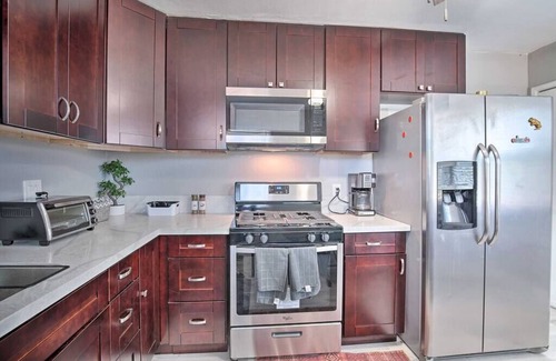 National City Casa | Contemporary 2 BR House w/ Yard, near Balboa & DT.