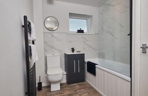 Hartlepool Casa | Contemporary 3-Bedroom Home in Hartlepool