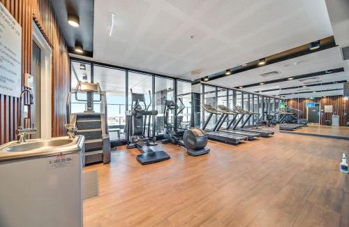 Adelaide Central Business District Apartamento | Contemporary 3BR Paradise on Franklin Street