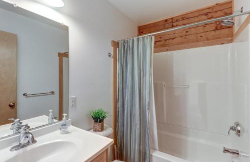 Schroon Lake Casa | Contemporary ADK 5 Bedroom Chalet on Schroon