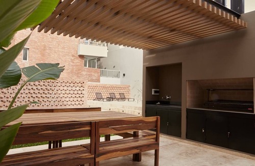 Constitución Apartamento | Contemporary apartment in bustling San Telmo - Premier Building