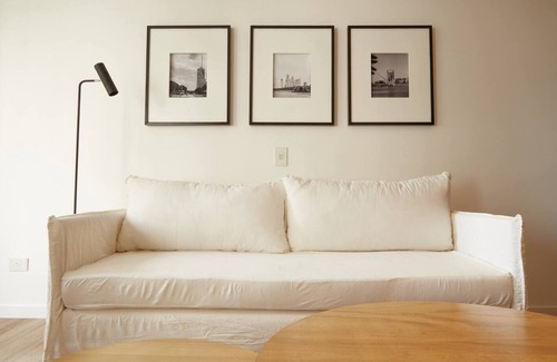 Constitución Apartamento | Contemporary apartment in bustling San Telmo - Premier Building