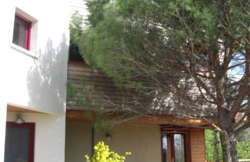 Les Matelles Casa | casa de arquitecto contemporáneo hecha de madera en un área natural preservada