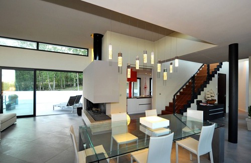 Pibrac Villa | Casa del arquitecto contemporáneo en las afueras de Toulouse.