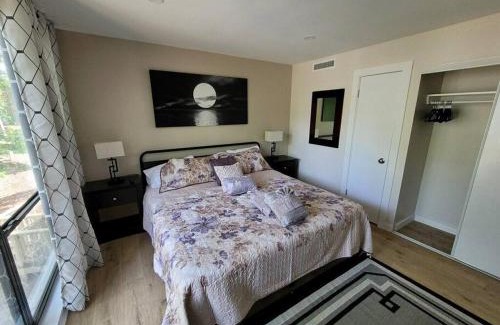 North Forest Beach Villa | Contemporary bliss-newly renovated cozy villa!