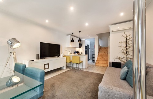 Se Chalet De Esquí | Encanto Contemporáneo en el Algarve