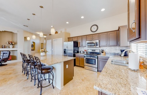 Rancho Vistoso Casa | Contemporary & comfortable home with a pool, WiFi, washer/dryer & central air-conditioning