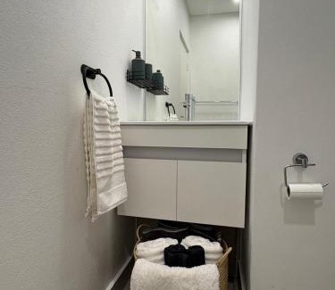 Greater Johannesburg Metropolitan Area Apartamento | Contemporary cottage apartment