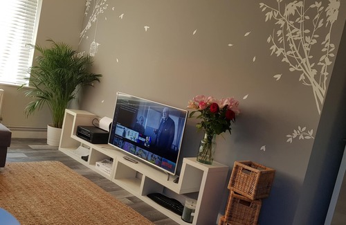 Marston Green Apartamento | Nuevos minutos planos contemporáneos del aeropuerto de Bham, NEC y Genting Arena