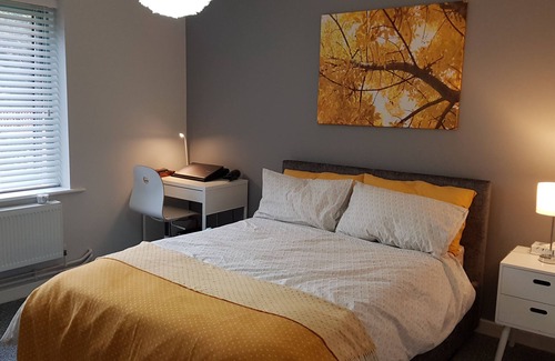 Marston Green Apartamento | Nuevos minutos planos contemporáneos del aeropuerto de Bham, NEC y Genting Arena