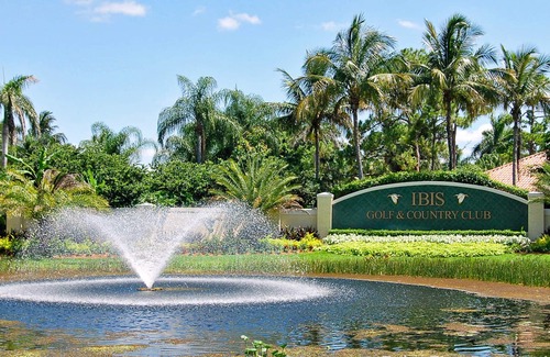 Pineapple Park - Ibis Casa | Contemporary Home on a Golf Course with Private Pool